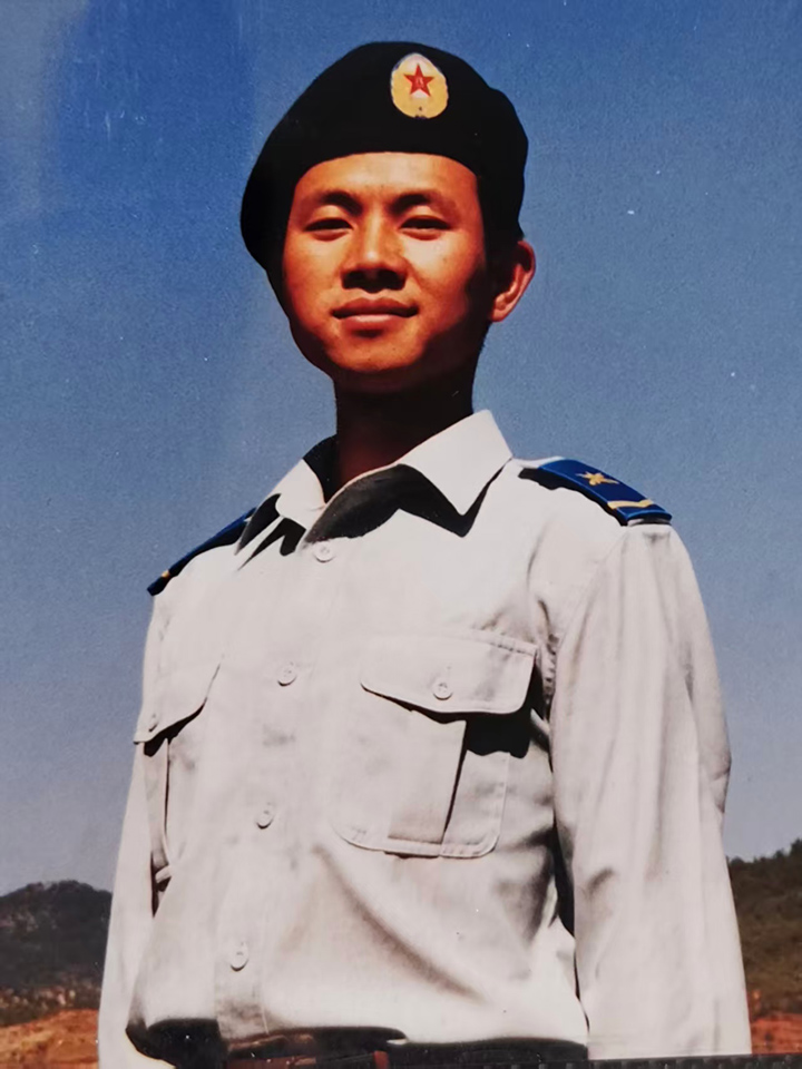 4.恩洪 张毕金1.jpg 4.恩洪 张毕金1.jpg
